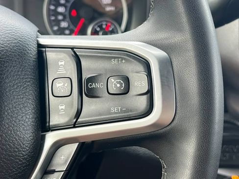 Used 2025 RAM 2500 Big Horn AWD/4WD image 24