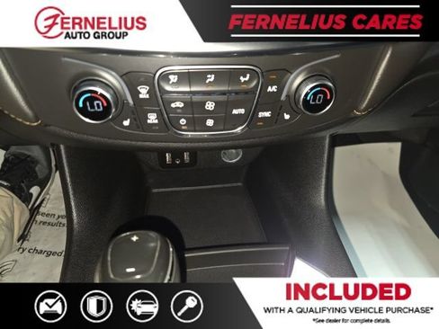Used 2020 Chevrolet Traverse LT w/ Driver Confidence II Package AWD/4WD image 33