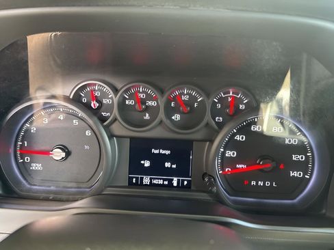 Used 2024 GMC Sierra 2500 Pro w/ Convenience Package image 9