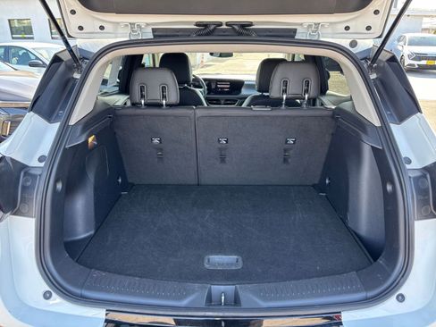 Used 2024 Buick Encore GX Sport Touring AWD/4WD image 29