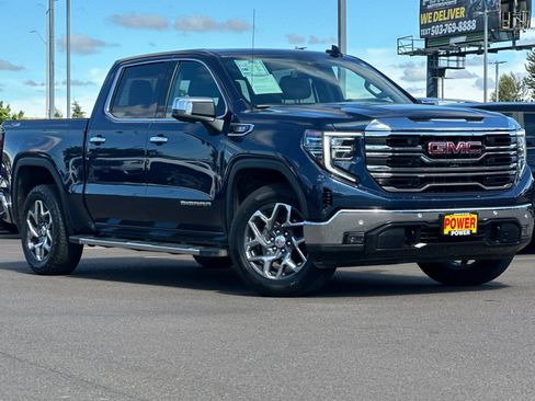 Used 2023 GMC Sierra 1500 SLT w/ SLT Premium Plus Package AWD/4WD image 2