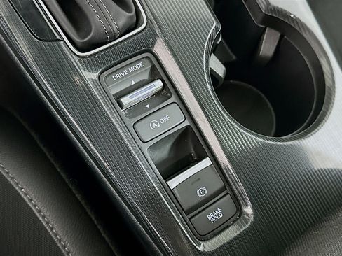 Used 2025 Honda Civic Sport image 25