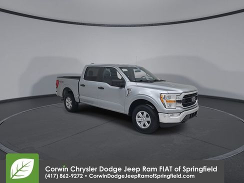 Used 2022 Ford F150 XLT w/ Trailer Tow Package AWD/4WD image 3
