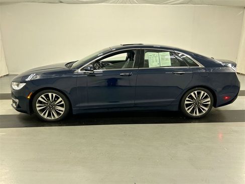 Used 2019 Lincoln MKZ Reserve image 6