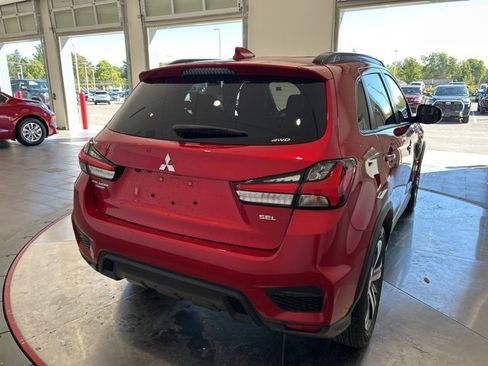 Used 2024 Mitsubishi Outlander Sport SEL image 7