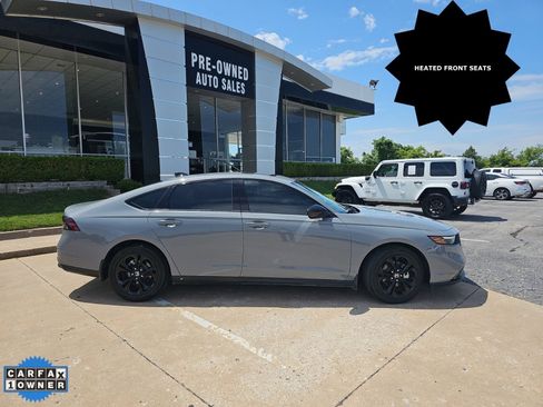 Used 2025 Honda Accord SE image 2