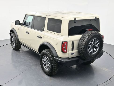 Used 2025 Ford Bronco Badlands AWD/4WD image 44