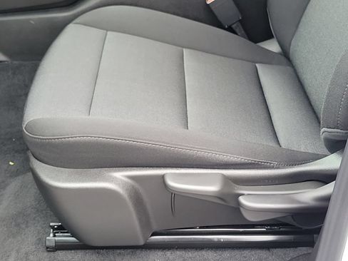 Used 2026 Chevrolet Colorado Trail Boss AWD/4WD image 17