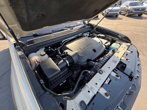 Used 2021 Chevrolet Colorado ZR2 AWD/4WD image 17