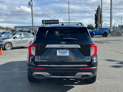 Used 2020 Ford Explorer Platinum image 3