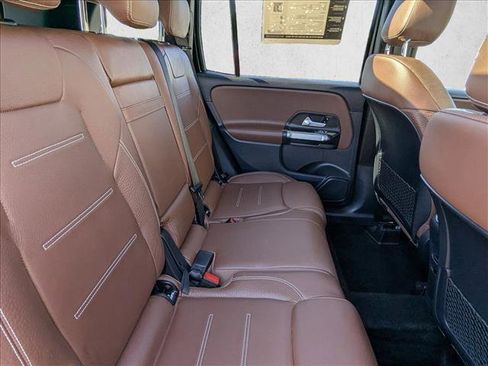 Used 2022 Mercedes-Benz GLB 250 image 19