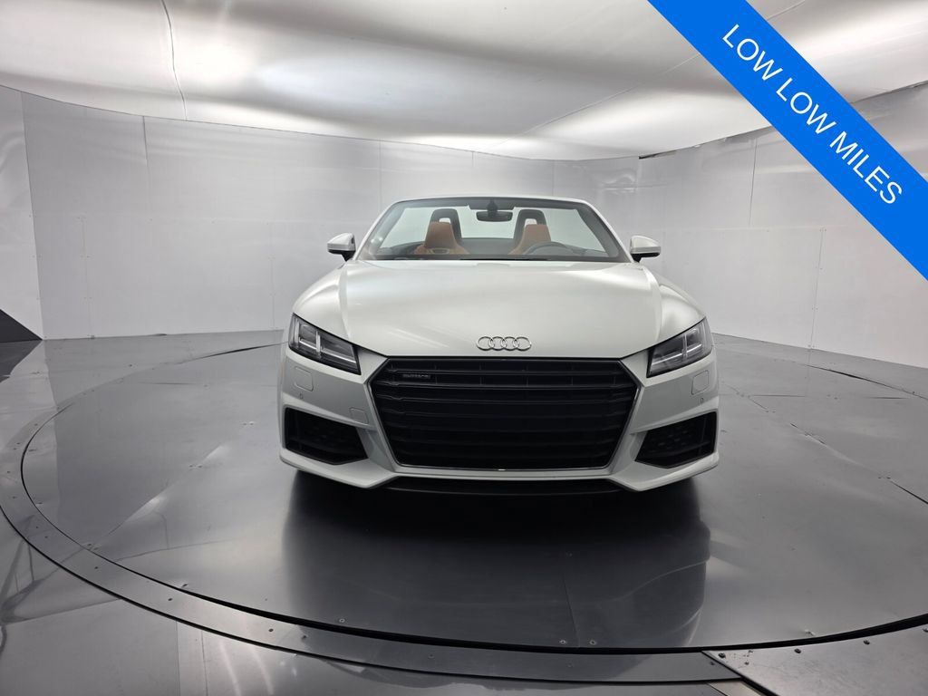 Used 2022 Audi TT 2.0T AWD/4WD image 2
