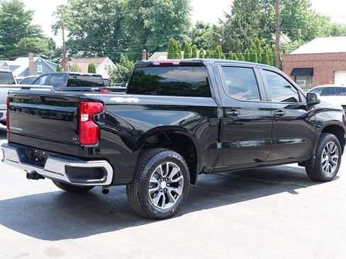 Used 2024 Chevrolet Silverado 1500 LT AWD/4WD image 3