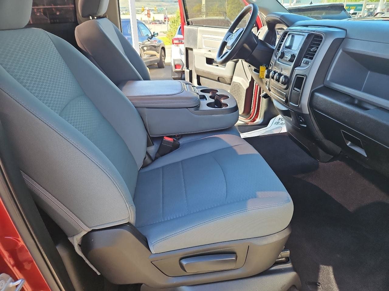 Used 2018 RAM 1500 Express AWD/4WD image 17