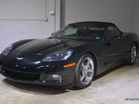 Used 2009 Chevrolet Corvette w/ Preferred Equipment Group image 2
