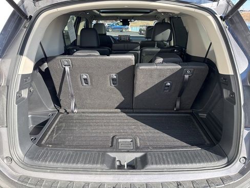 Certified 2023 Honda Pilot Touring image 8