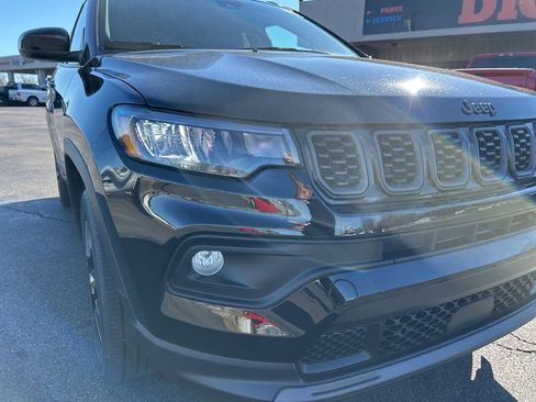 New 2026 Jeep Compass Latitude image 24