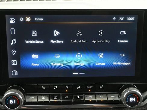 Used 2023 Chevrolet Colorado LT w/ LT Convenience Package II AWD/4WD image 9