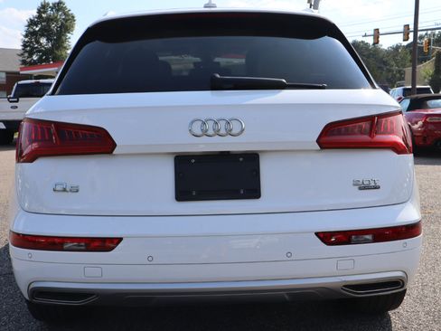 Used 2018 Audi Q5 Prestige w/ Prestige Package image 6