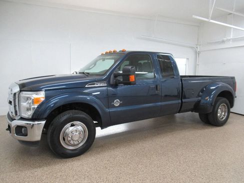 Used 2016 Ford F350 XLT w/ Advanced Security Group image 1