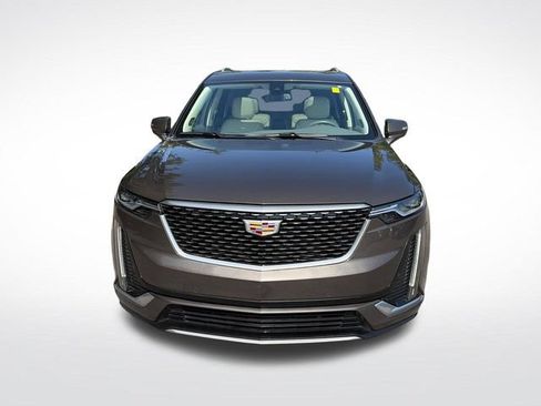 Used 2020 Cadillac XT6 Premium Luxury FWD image 2
