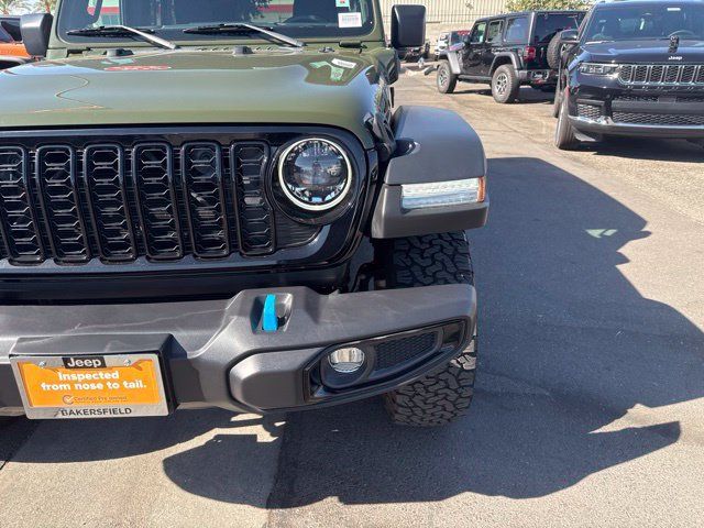 Certified 2024 Jeep Wrangler Unlimited AWD/4WD image 12