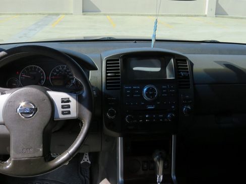 Used 2008 Nissan Pathfinder LE image 17