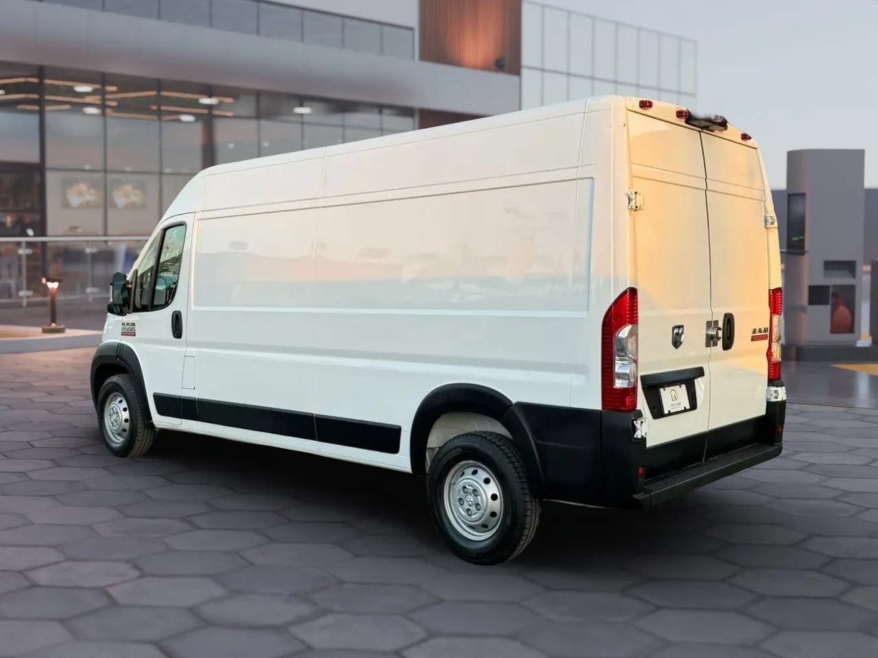 Used 2021 RAM ProMaster 2500 w/ Interior LED Lighting Group FWD image 4