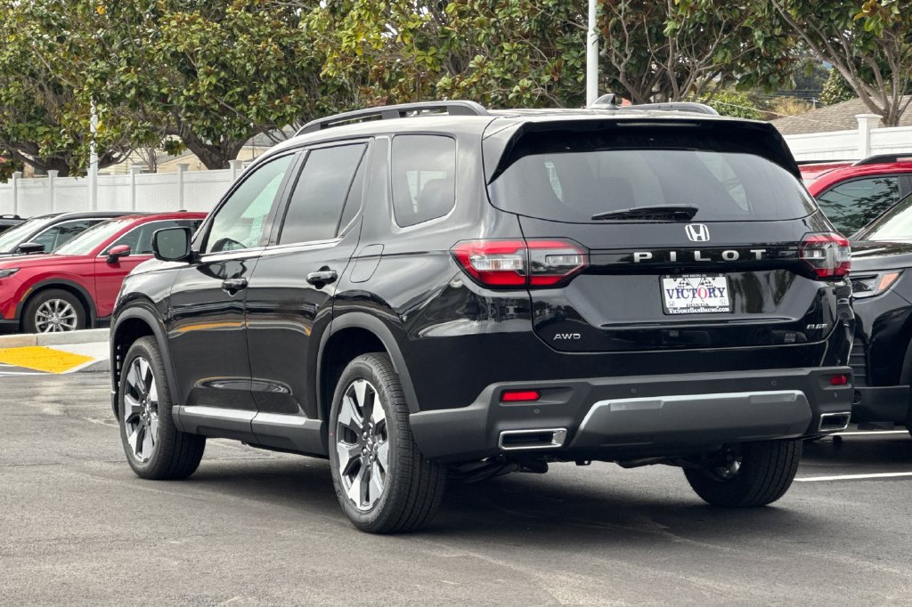 New 2026 Honda Pilot Elite image 6