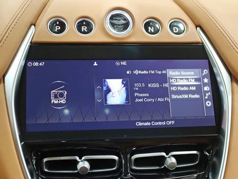 Used 2023 Aston Martin DBX AWD/4WD image 24