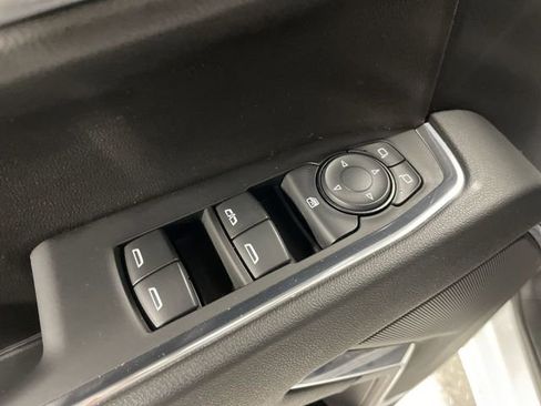 Used 2024 Chevrolet Silverado 1500 LT image 13