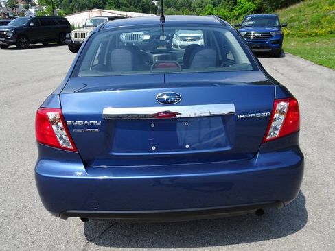 Used 2011 Subaru Impreza 2.5i AWD/4WD image 7