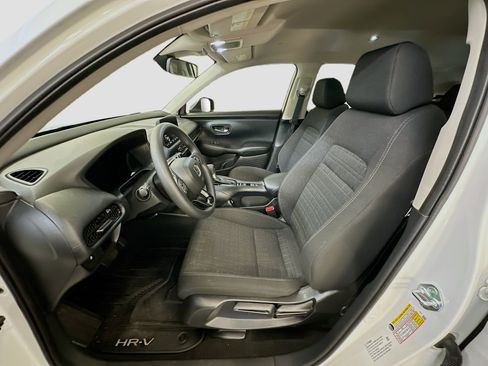 Used 2023 Honda HR-V LX image 13