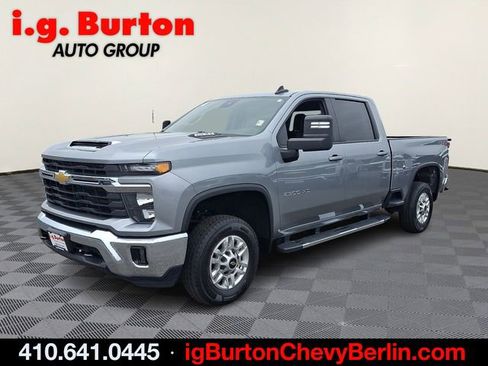 Certified 2025 Chevrolet Silverado 2500 LT w/ Convenience Package AWD/4WD image 3