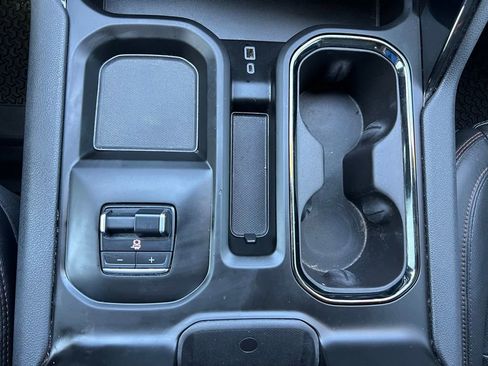 Used 2024 GMC Sierra 2500 AT4 w/ Technology Package image 35