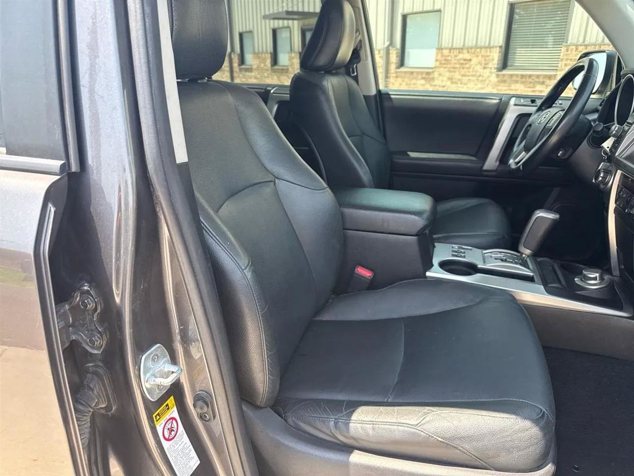 Used 2011 Toyota 4Runner Limited w/ Convenience Pkg AWD/4WD image 50