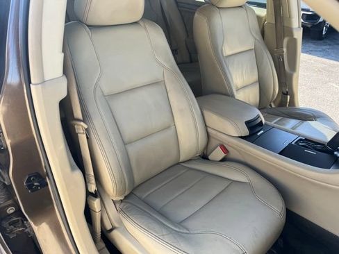 Used 2015 Ford Taurus SEL w/ Equipment Group 201A FWD image 37