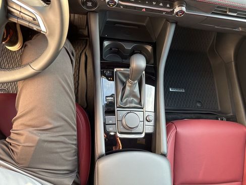 New 2026 MAZDA MAZDA3 Carbon image 43