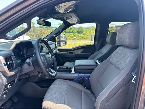 New 2025 Ford F150 XLT w/ Equipment Group 302A MID image 9