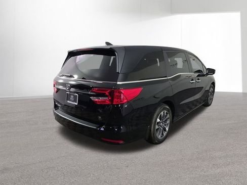 Used 2024 Honda Odyssey EX-L image 12