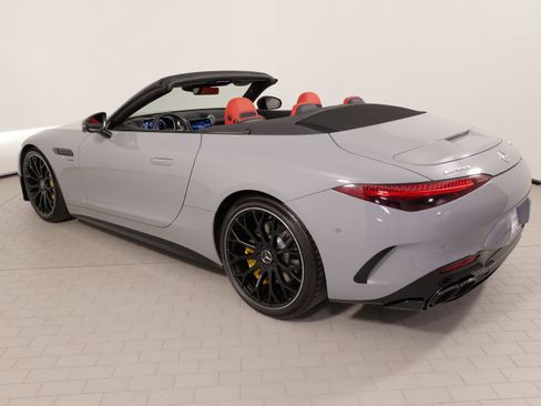 Used 2022 Mercedes-Benz SL 63 AMG 4MATIC image 15