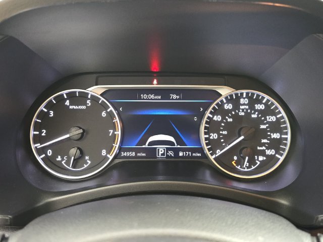 Used 2024 Nissan Sentra SV FWD image 17