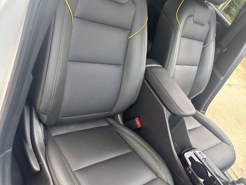 Used 2024 Chevrolet Trax ACTIV w/ Driver Confidence Package FWD image 40
