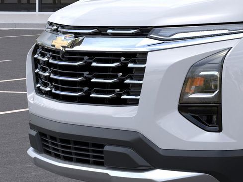 New 2026 Chevrolet Equinox LT FWD image 16
