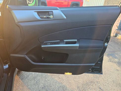 Used 2013 Subaru Forester 2.5X Premium image 24