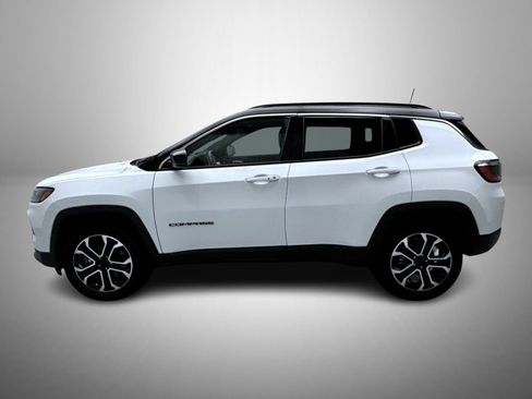 Used 2023 Jeep Compass Limited AWD/4WD image 8