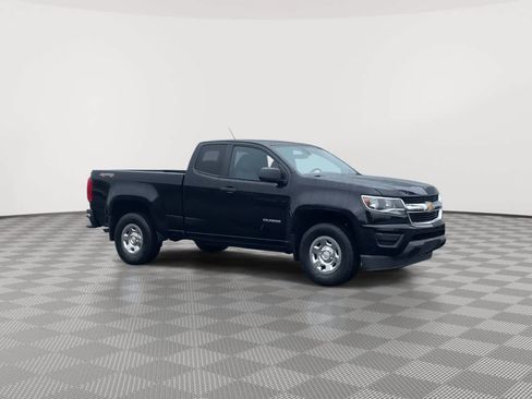 Used 2019 Chevrolet Colorado W/T w/ WT Convenience Package AWD/4WD image 2