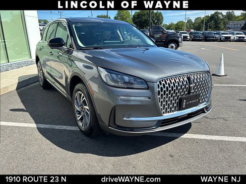 Certified 2023 Lincoln Corsair AWD w/ Equipment Group 101A image 10