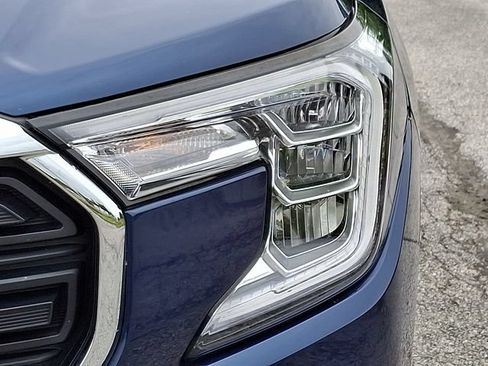 Used 2022 GMC Terrain SLE w/ Driver Convenience Package AWD/4WD image 8
