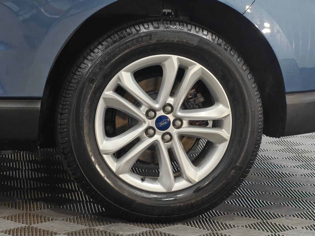 Used 2019 Ford Edge SEL w/ Equipment Group 201A AWD/4WD image 51